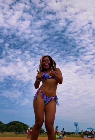 6. Seductive Virgie Ann Casteel in Bikini at the Beach