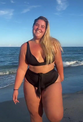 Sexy Sam Paige Shows Cleavage in Black Bikini at the Beach