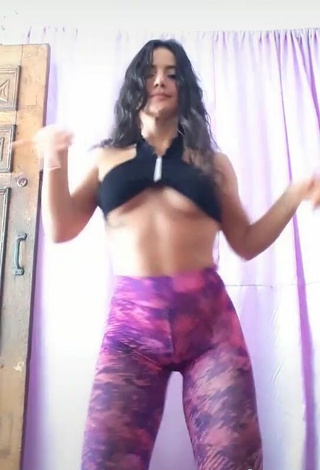 6. Hottest Violetta Ortiz Shows Butt
