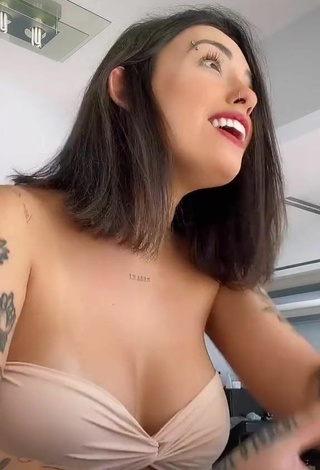 2. Sweetie Vitoria Marcilio Shows Cleavage in Beige Bikini Top