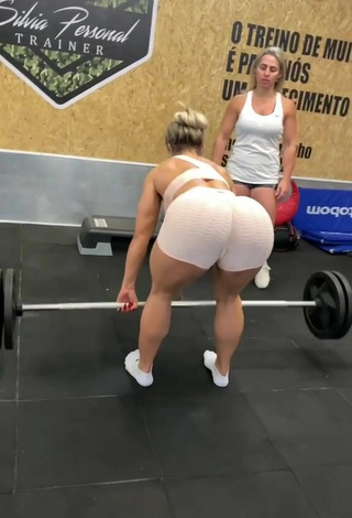 3. Dazzling Vivi Winkler Shows Big Butt in the Sports Club while doing Fitness Exercises