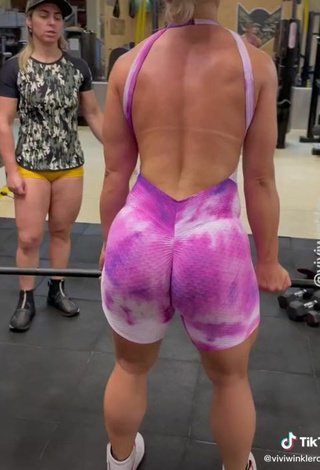4. Erotic Vivi Winkler Shows Big Butt in the Sports Club