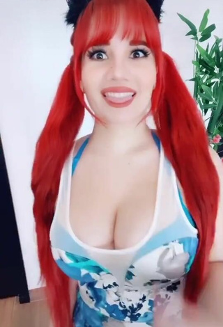 2. Katherine Cal Afú Shows Sexy Cosplay and Bouncing Boobs