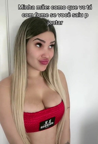 6. Sexy Alannis Proença Shows Cleavage in Red Tube Top