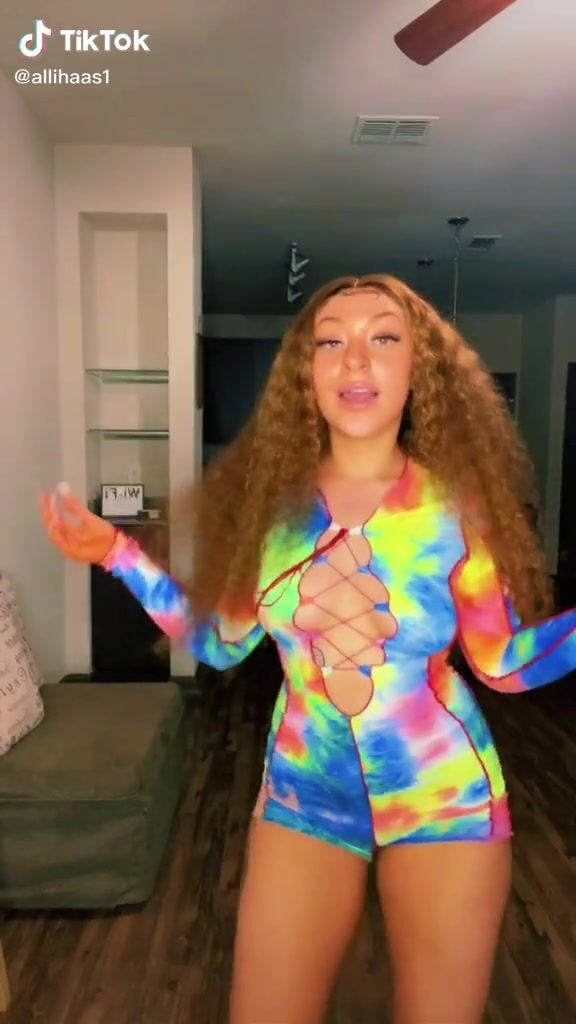 Hottie Alli Haas Shows Cleavage in Overall Braless | sexyfilter.com