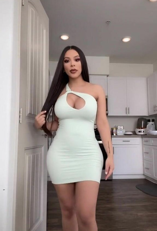 6. Sexy Alondra Ortiz Shows Cleavage in Dress