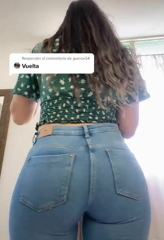 2. Fine Andrea Magallanes Shows Big Butt