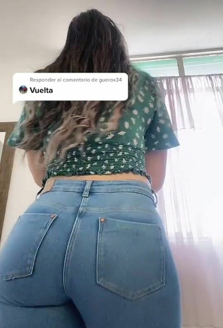 5. Fine Andrea Magallanes Shows Big Butt