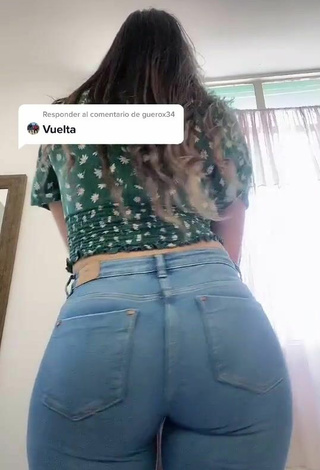 6. Fine Andrea Magallanes Shows Big Butt