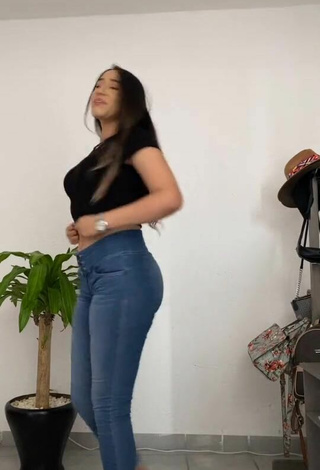 Wonderful Andrea Magallanes Shows Butt