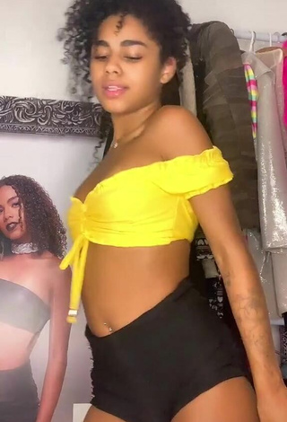 Hottest Angel Oficial in Crop Top