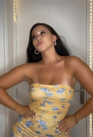 Amazing Anissa Shows Cleavage in Hot Floral Dress