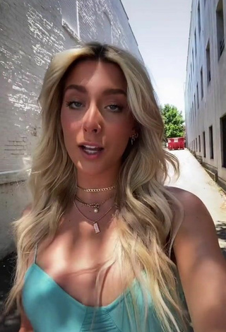 5. Sexy Ansley Minor Shows Cleavage