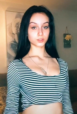 Beautiful Arianna Roman Shows Cleavage in Sexy Striped Crop Top