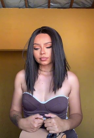 Vaneza (@calanguda) - Nude and Sexy Videos on TikTok