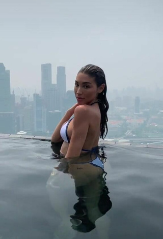 Hot Chantel Jeffries Shows Cleavage in Bikini Top at the Swimming Pool