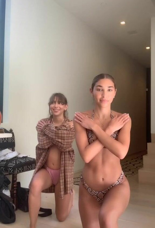 5. Amazing Chantel Jeffries Shows Cleavage in Hot Snake Print Bikini while doing Sports Exercises