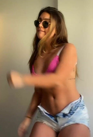 6. Beautiful Duda Kropf Shows Cleavage in Sexy Bikini Top