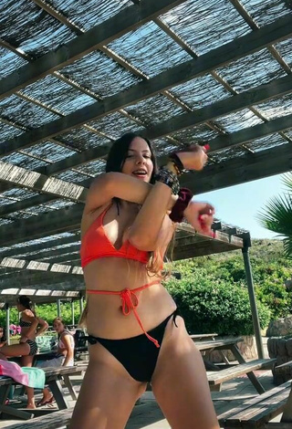 3. Hot Esther Martinez Shows Cleavage in Bikini
