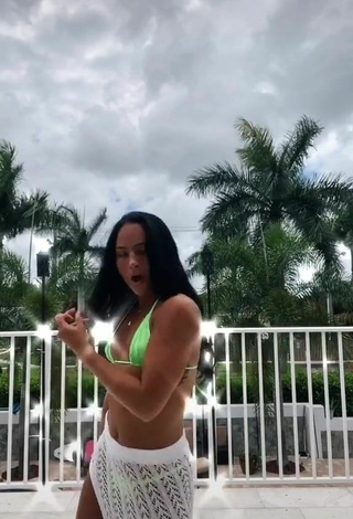 3. Sexy Gabi Butler Shows Cleavage in Light Green Bikini Top