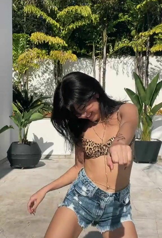 4. Erotic Rebeca Barreto in Leopard Bikini Top
