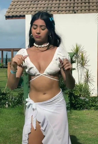 5. Sexy Rebeca Barreto in White Crop Top