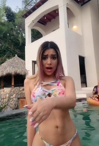 3. Seductive Brianda Deyanara Moreno Guerrero in Floral Bikini at the Pool