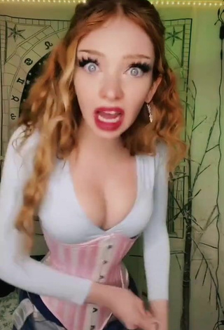 5. Beautiful candyasmus Shows Cleavage in Sexy Pink Corset