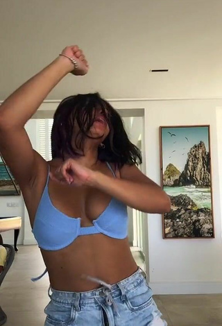 4. Hottie Maria Clara Garcia Shows Cleavage and Bouncing Boobs in Blue Bikini Top