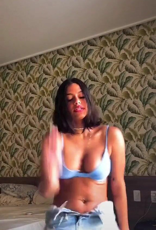 3. Sexy Maria Clara Garcia in Blue Bikini Top and Bouncing Tits while Twerking