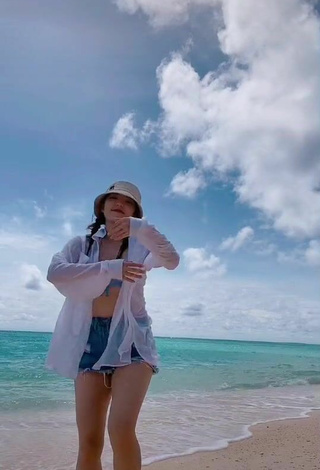 3. Sexy Dasuri Choi in Bikini Top at the Beach