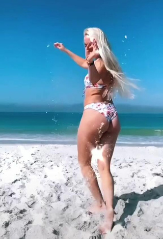 4. Hot Chani Natasha Davis Shows Cleavage in Bikini at the Beach