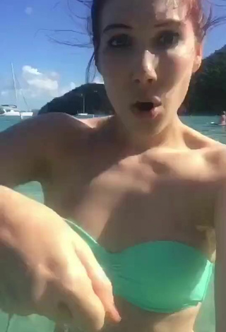 4. Sexy Eliza Caws in Green Bikini Top in the Sea