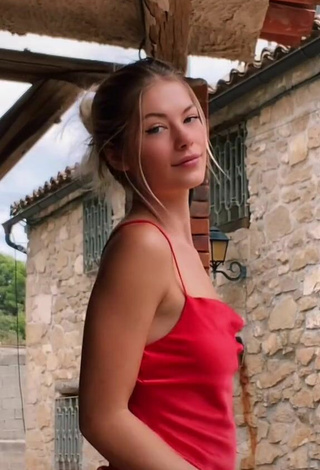 2. Sexy Iryna Zubkova Shows Cleavage in Red Dress