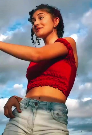 2. Cute Isabela Shows Cleavage in Red Crop Top