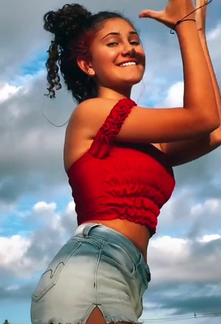 3. Cute Isabela Shows Cleavage in Red Crop Top