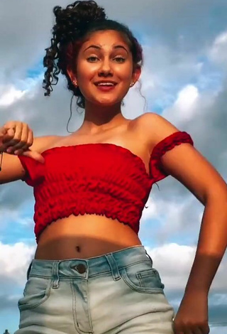 5. Cute Isabela Shows Cleavage in Red Crop Top