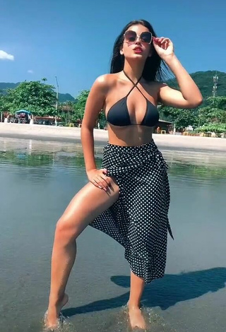 Adorable Isa Pinheiro Shows Cleavage in Seductive Black Bikini Top