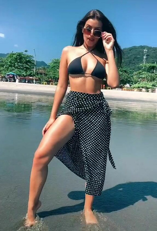 2. Adorable Isa Pinheiro Shows Cleavage in Seductive Black Bikini Top
