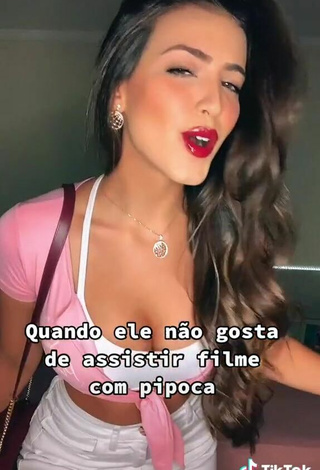 5. Adorable Isa Pinheiro Shows Cleavage in Seductive Crop Top