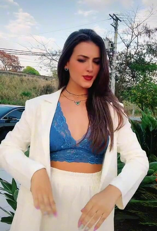 5. Sexy Isa Pinheiro Shows Cleavage in Blue Bra in a Street