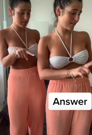 2. Hottest jakictwins Shows Cleavage in White Bikini Top