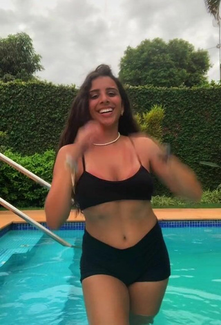 6. Hot Ju Muniz Shows Cleavage in Black Bikini Top at the Pool