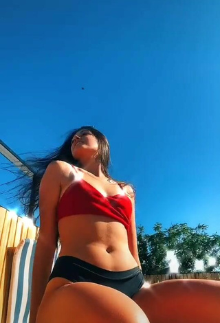 5. Sexy Justina Castro Shows Cleavage in Bikini