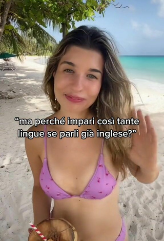 4. Sexy Natasha Nock Shows Cleavage in Bikini at the Beach