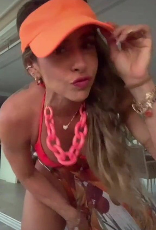 1. Breathtaking Lica Lopes Ramalho Shows Cleavage in Red Bikini Top