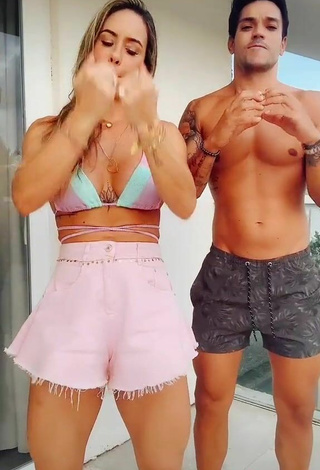 5. Pretty Lica Lopes Ramalho Shows Cleavage in Bikini Top