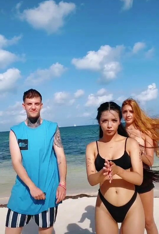 1. Hot Lili Sixx Shows Cleavage in Black Bikini at the Beach
