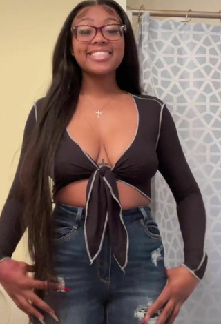 Beautiful Destinyy Shows Nipples and Bouncing Boobs No  Bra