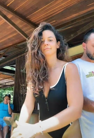 Sexy Maleja Restrepo Shows Cleavage in Swimsuit
